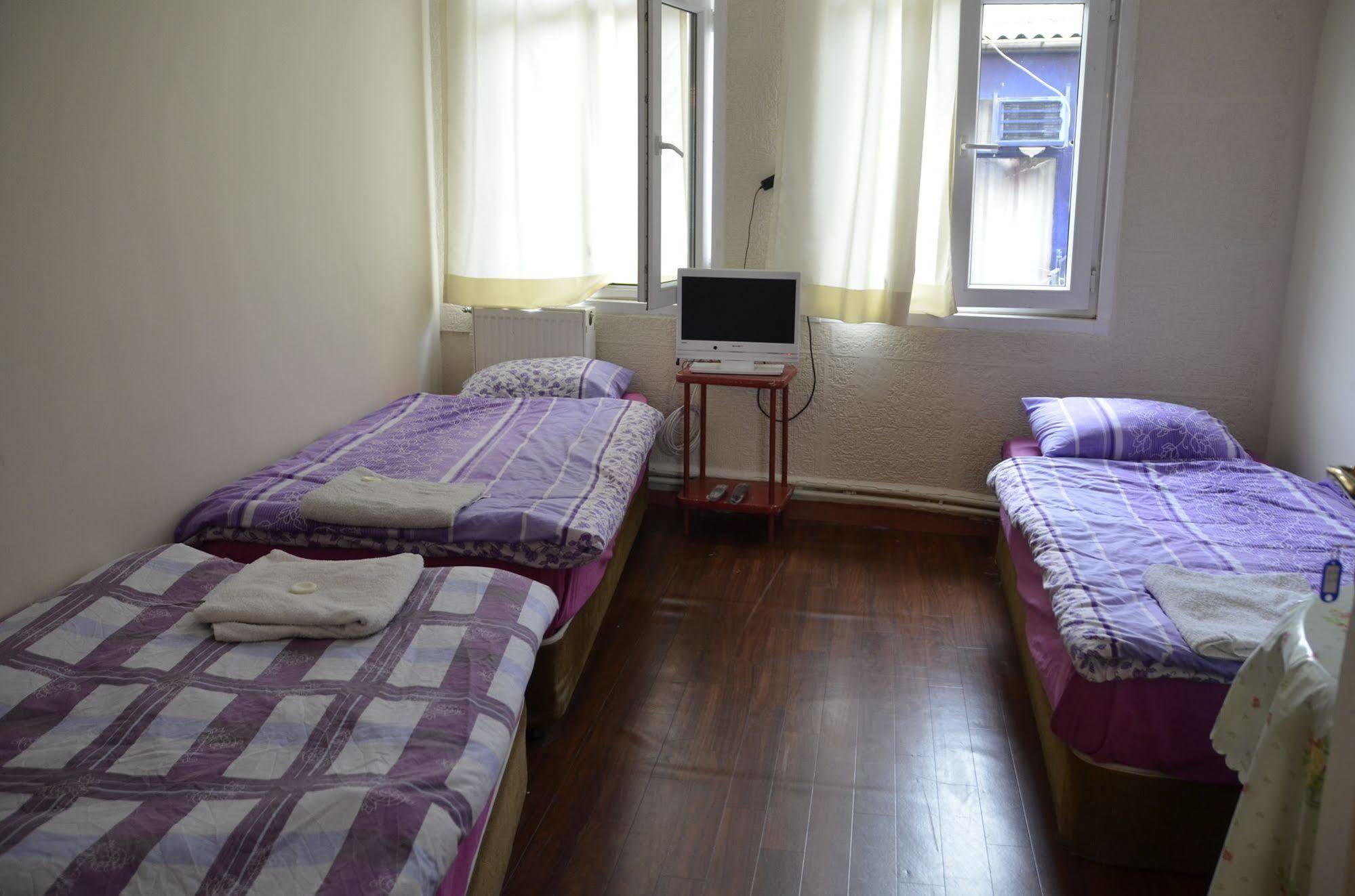 Erenler & Hotel 2*